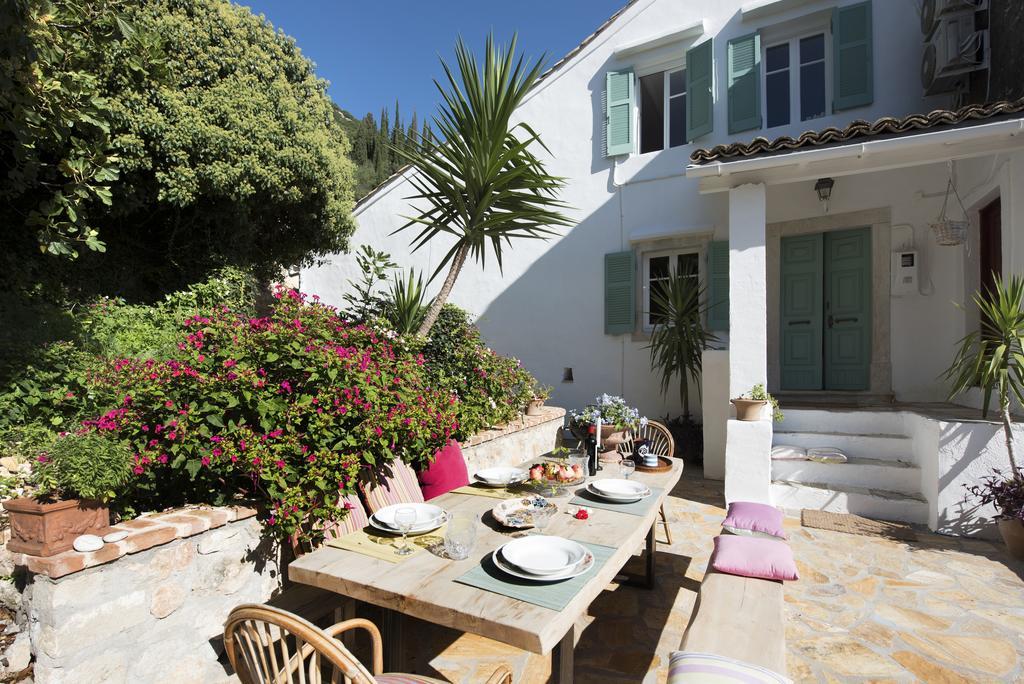 White Jasmine Cottage Áno Korakiána Extérieur photo